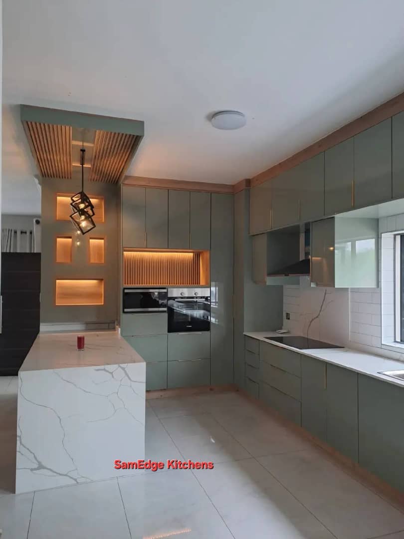 Fitted kitchens